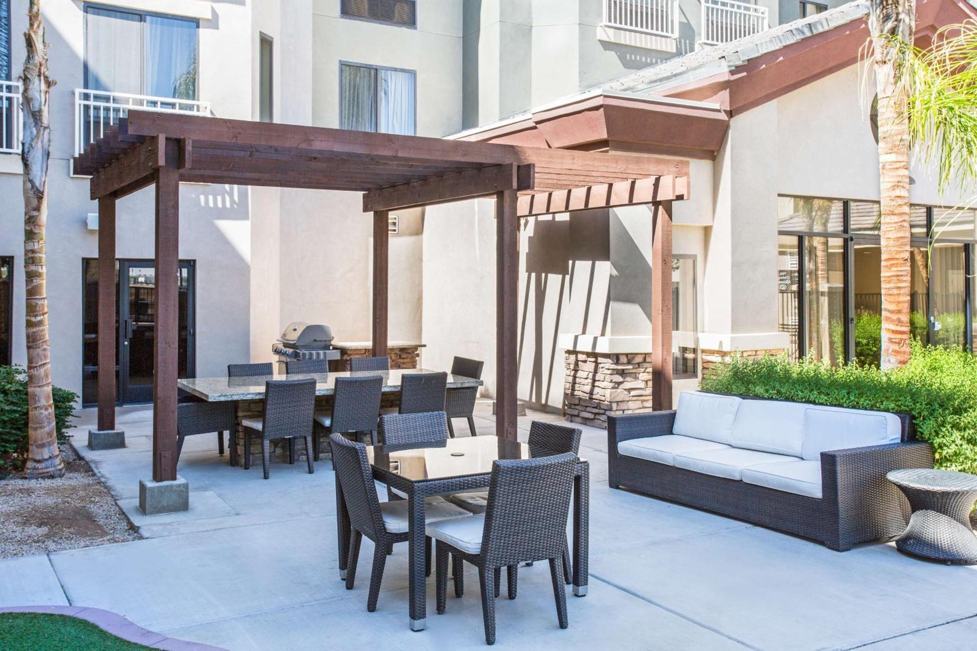 Homewood Suites By Hilton Phoenix-Avondale Exterior foto
